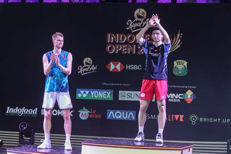 Shi Yu Qi Raih Juara Tunggal Putra Indonesia Open