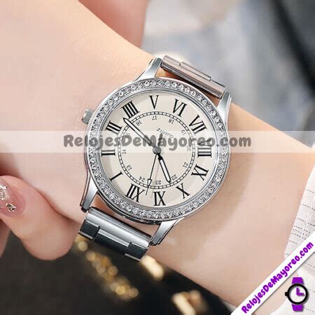 Reloj De Metal Con Caratula En Dise O Plata Brillantes Alrededor