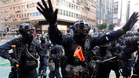 Protestos em Hong Kong chegam ao 20º fim de semana consecutivo