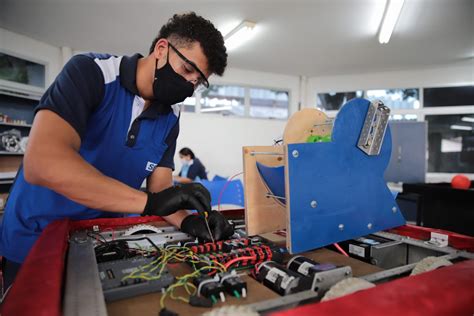 Rede Tiradentes Formandos Do Novo Ensino M Dio Sesi Senai J Est O No