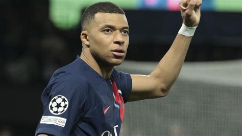 Mercato PSG Arrivé en lieutenant reparti en légende Kylian Mbappé