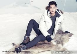 Kim Soo Hyun Beanpole Outdoor F W Cf