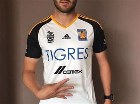 Camisa Tigres Blanca Atelier Yuwa Ciao Jp