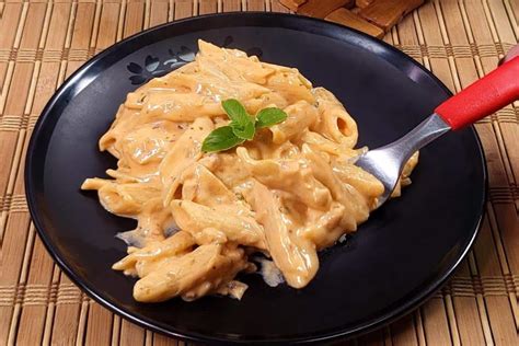 Receita Macarr O Penne Cremoso Que Fica Pronto Super R Pido Para O