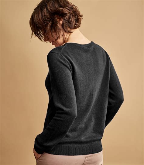 Black Cashmere Merino Crew Neck Cardigan Woolovers Au