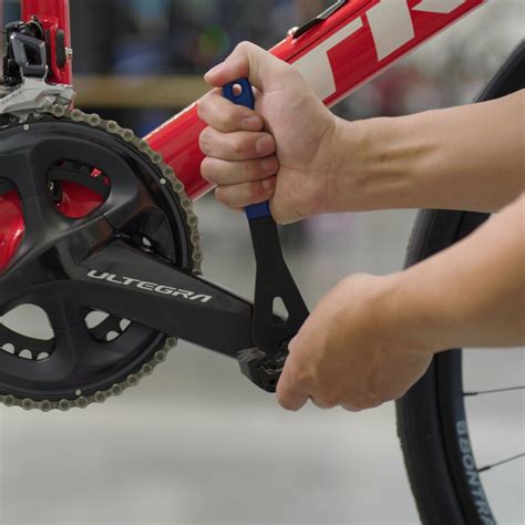 How To Install And Remove Bike Pedals In 3 Steps The Pros Closet