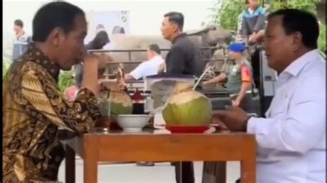 Ada Banteng Dikerangkeng Saat Jokowi Dan Prabowo Asik Makan Bakso