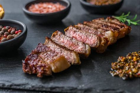 New York Strip Vs Sirloin What S The Difference Food Champs