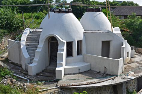 Earthbag Domes Of Dome Lombok From Ecotourism To Earthquake Resistant