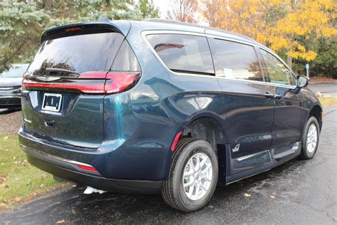 2022 Fathom Blue Chrysler Pacifica Touring L With Vmi Northstar