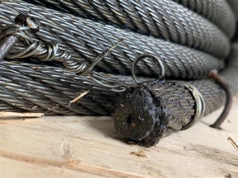 Ungalvanized 19X7 18 7 Iws Steel Wire Rope Oil Non Rotating Wire Cable