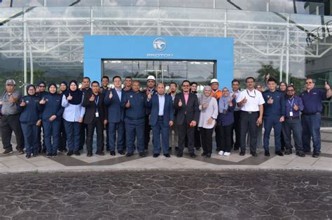 Proton Inspiringconnections Automotiveindustry Proton