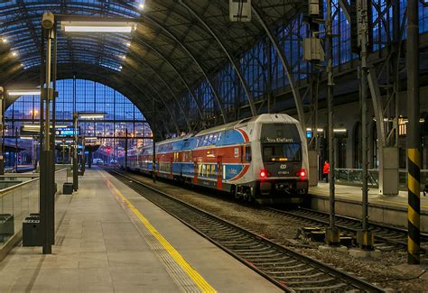 Praha Hlavn N Dra Prag Hbf Fotos Hellertal Startbilder De