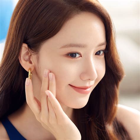 Mystarmyangel On Twitter 221007 YoonA Estee Lauder New Promo Pic Cr