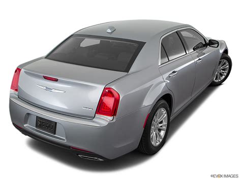 2017 Chrysler 300 Reviews Price Specs Photos And Trims Drivingca