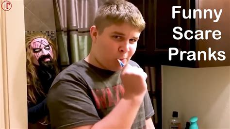 Try Not To Laugh Watching Funny Scare Pranks New Funny Scare