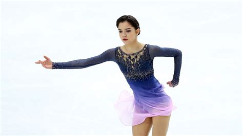 Evgenia Medvedeva Leads Figure Skating World Championships After Short Program Espn