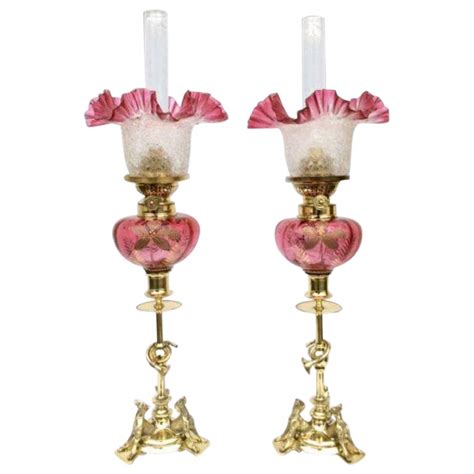 Superb Matching Pair Of Original Antique Glass Oil Peg Lamps With Hunting Theme For Sale At 1stdibs