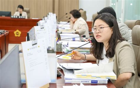 이자형 경기도의원 ‘ai 진로진학교육 시스템 예산 지적