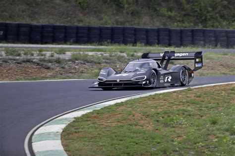 Volkswagen vise le record électrique sur le Nürburgring Nordschleife