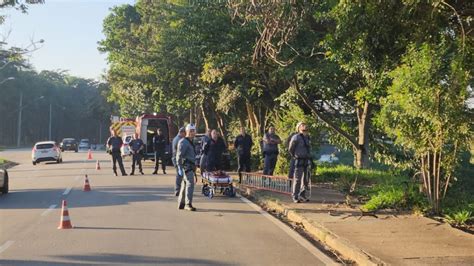 Equipes De Socorro Salvam Homem Em Surto Na Marginal Tatu