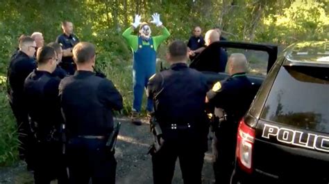 Police Arent Laughing At Creepy Clowns Dartmouth