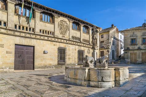 Plaza del Pópulo de Baeza Jaén Fueradeserie arquitectura