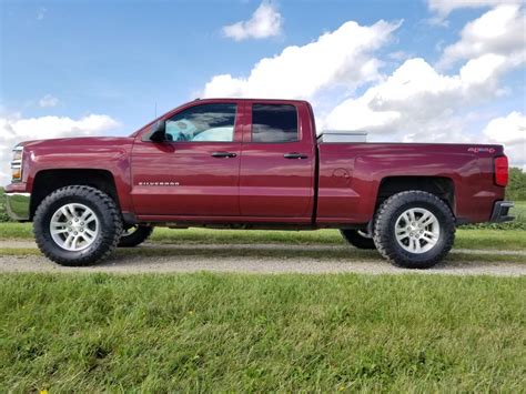 Running 33s Or 32s On 2014 Gmc Sierra Lte With 2 In Leveling Kit 2014