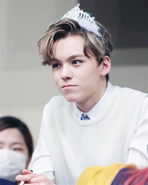 SVT Vernon ♥ - Vernon Hansol Chwe (Seventeen) Photo (39726627) - Fanpop