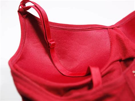 Hot Sell Women Girl Sexy Wireless Seamless Wholesale Wire Free Push Up Sport Sexy Fancy Plain