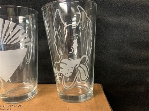 Set Of 4 Etched Grateful Dead One Pint Beer Glasses Etsy