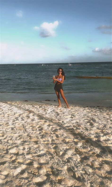 Michelle Keegan Is A Total Beach Babe In Incredible Satin Bikini Artofit