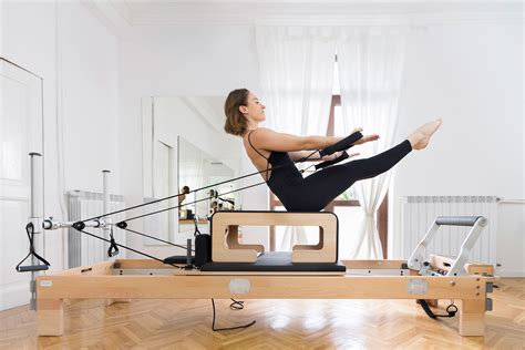 The Pilates Studio Primul Studio Din Romania Echipat Cu Aparate De