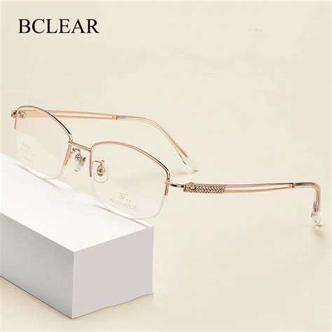 Bclear 2023 New Arrival Vintage Women Eyeglass Frame Popular Diamond Optical Spectacle Tiatnium