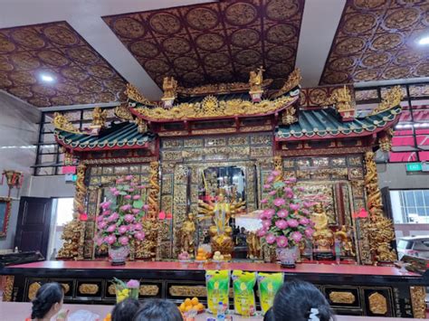 Kwan Im Thong Hood Cho Temple Famous Buddhist Temple At Bugis