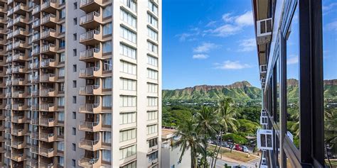 Waikiki Beach Condo Hotel | Waikiki Grand | Castle Resorts