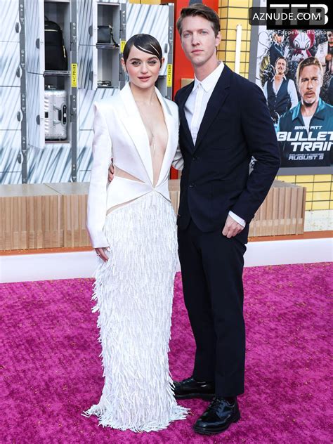 Joey King Sexy Seen Braless Flaunting Her Hot Tits On The Red Carpet At The Bullet Train