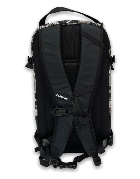 Dakine Heli Pro L Street Art Ski Snowboard Rucks Cke Snowleader