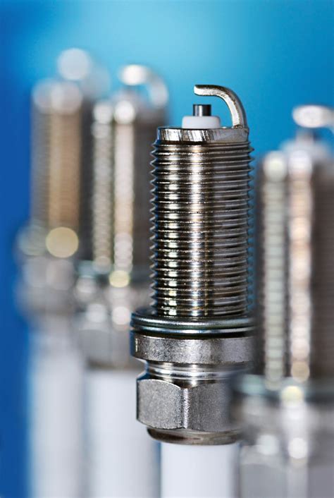 How To Change The Spark Plugs In Your Car The News Wheel