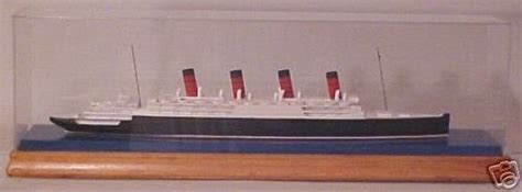 RMS Aquitania model ship expertly built w/display case | #30766099