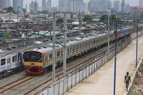 Cara Ke Monas Jakarta Naik MRT KRL Dan Transjakarta