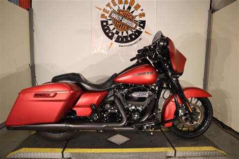 2019 Harley Davidson® Street Glide® Special Wicked Red Denim