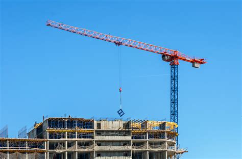 Tower Cranes Essential Role In High Rise Building Construction