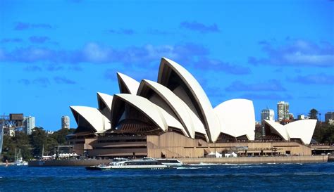 Australia: Sydney Opera House and Bridge : Flashpacking Travel Blog