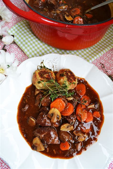 Unser Geliebter Franz Sischer Klassiker B Uf Bourguignon Mit Thymian