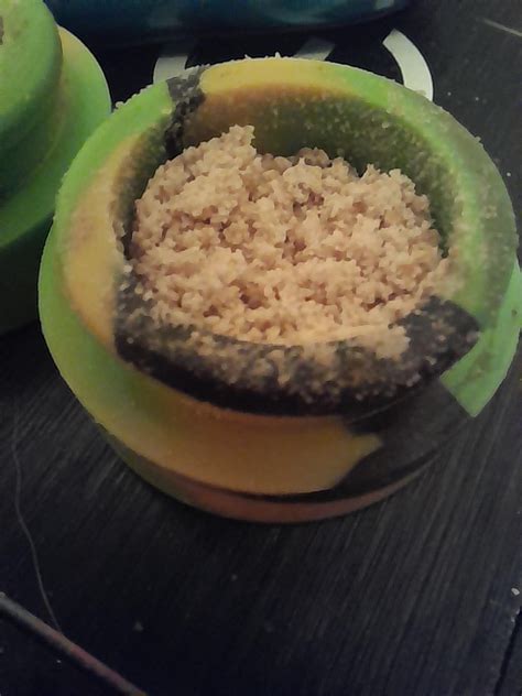 Fresh Frozen White Widow Bubble Hash Ruktrees