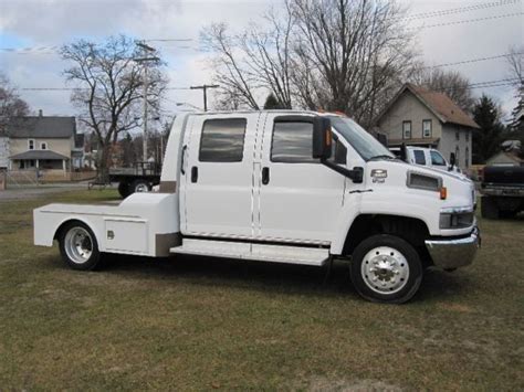 2005 Chevy Kodiak C5500 Crew Cab W Hauler Bed Duramax Turbo Diesel Only 83k