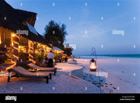 Diani Beach Bar Hi Res Stock Photography And Images Alamy