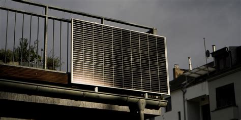 Greenakku Bringt Balkonsolar Paket Mit Verschattungsresistentem Modul