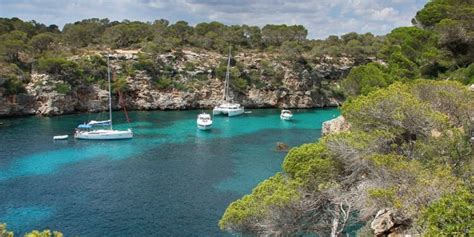 Mallorca - Rich History and Culture - Van Hootem